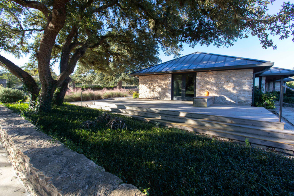 Combining Evidence-Based and Complementary Treatments in an Appropriate Way